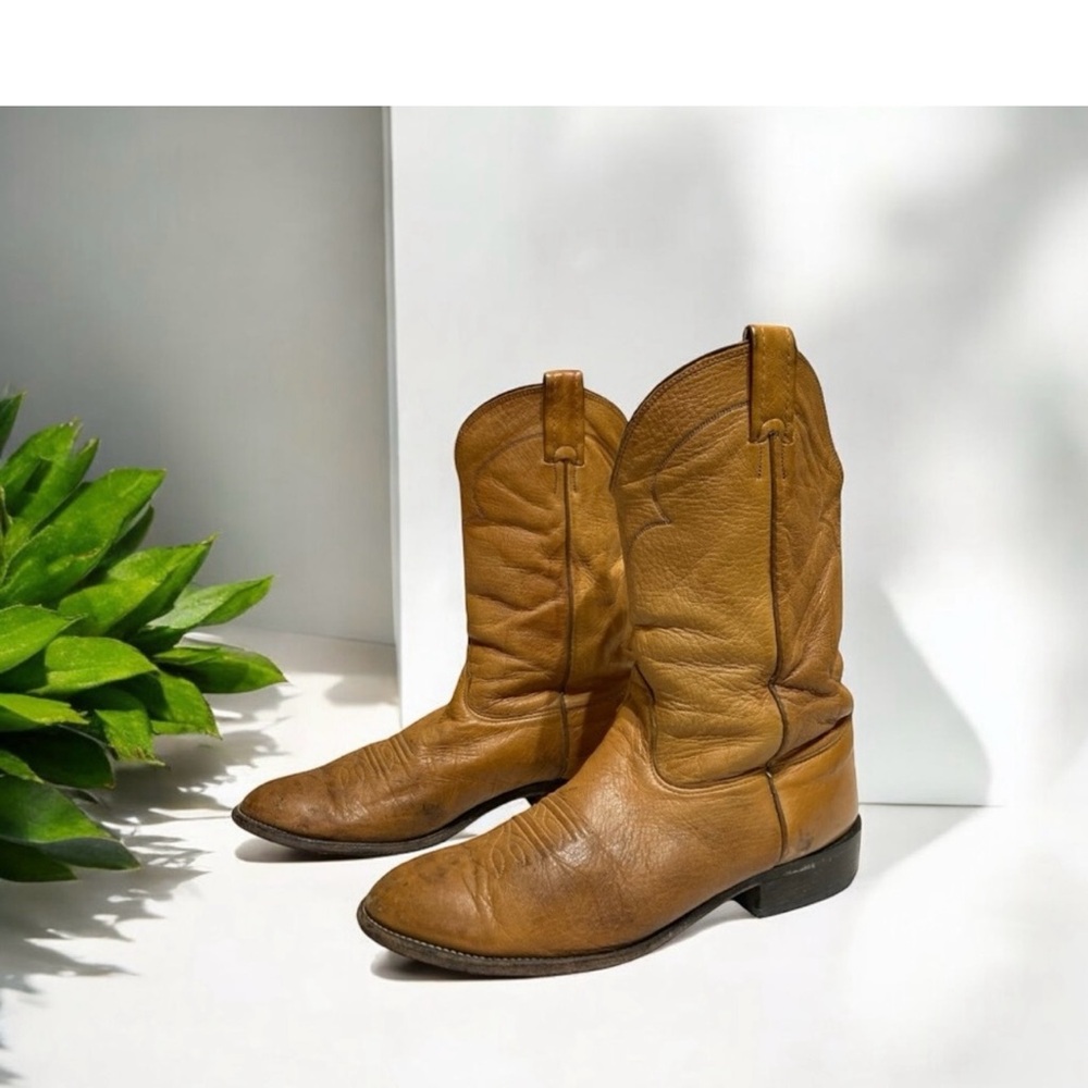 Men’s Vintage Nocona Style# 14975 Western Boots
